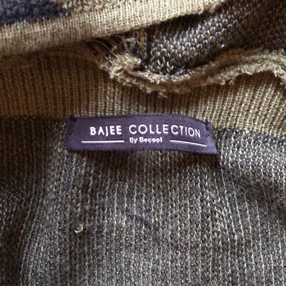 Army green sweater - Picture 3 of 5